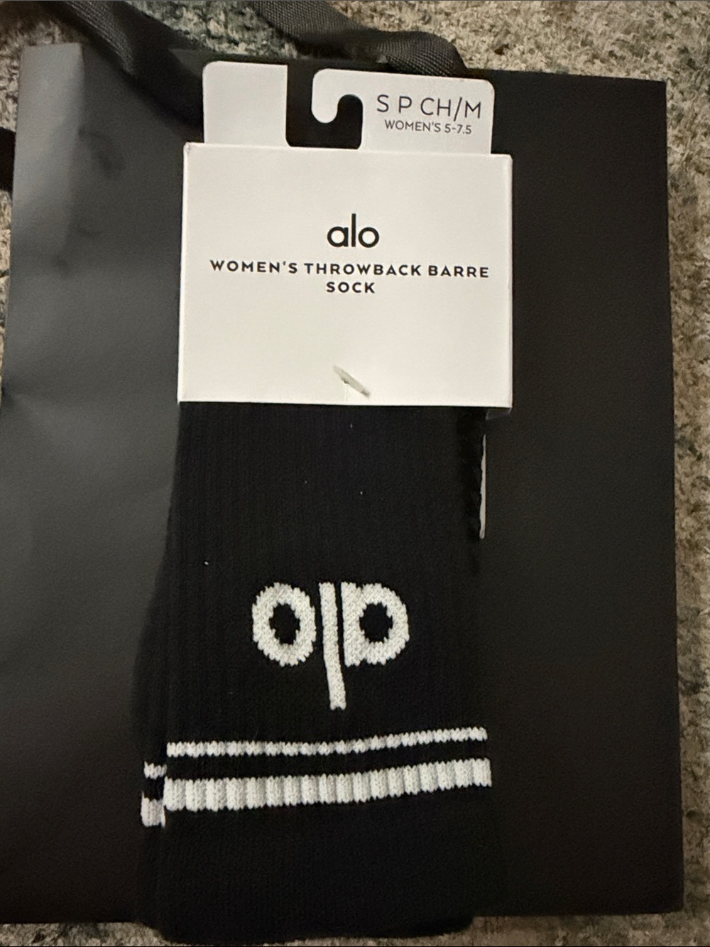 alo Women's Throwback Barre Sock - Black & White grip socks new with tags NWT S